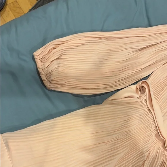 Milly Blush Pleated V-Neck Dress - Picture 3 of 5